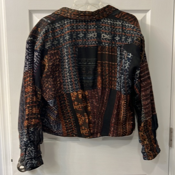 Loose fitting jacket - Picture 2 of 6